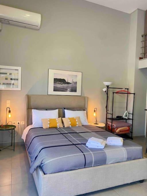 Cozy Apartment Near To The Airport Kouvaras Exterior photo