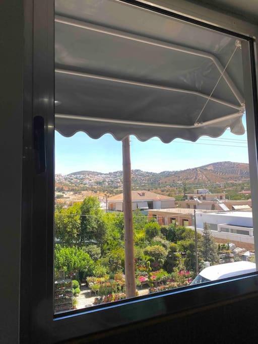 Cozy Apartment Near To The Airport Kouvaras Exterior photo