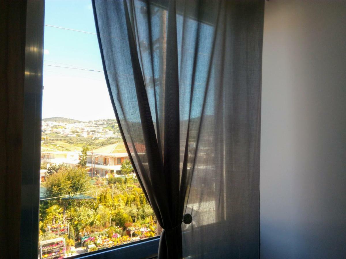 Cozy Apartment Near To The Airport Kouvaras Exterior photo